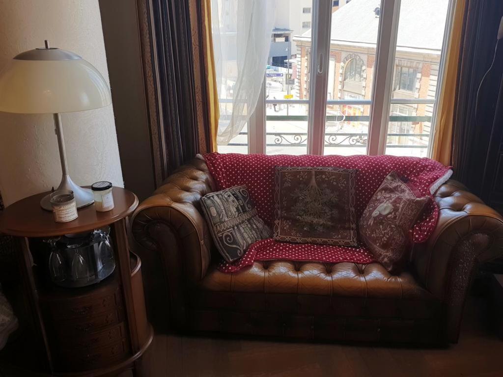 Grand Appartement Art Deco Plein Centre Face Gare Sncf Nizza Exterior foto